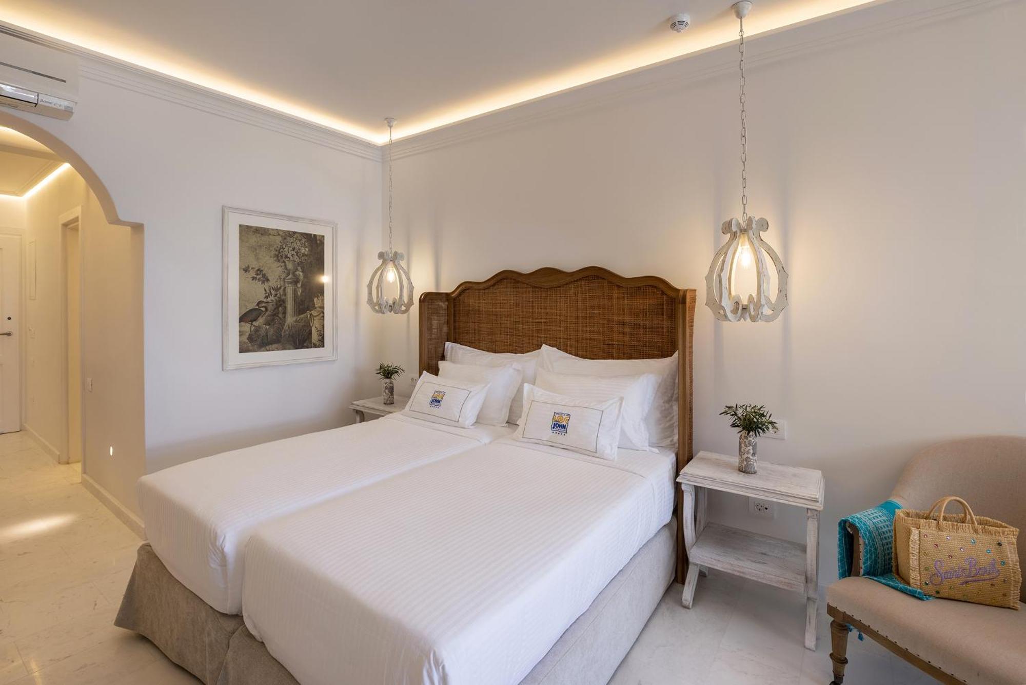Resort Saint John & 5*